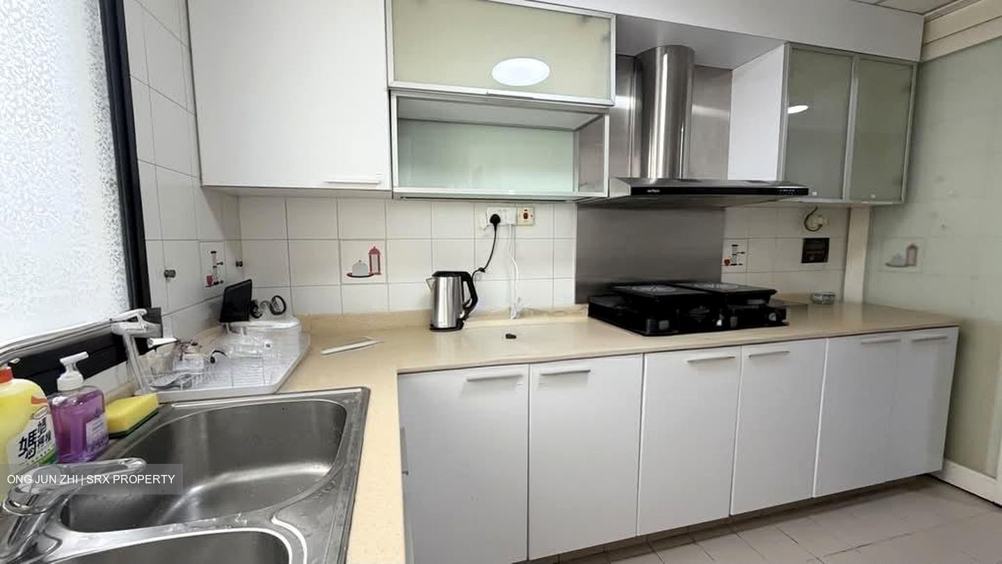 Central Green Condominium (D3), Condominium #583284471